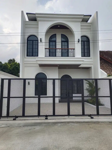 Rumah Megah Wedomartan Ngemplak Sleman Jogja.LOKASI TERBAIK MURAH KPR