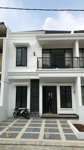 Rumah Mewah Elegan Modern Klasik Di Cilodong Depok