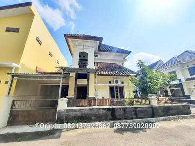 Rumah Mewah Jl. Solo Dekat Seturan, Atmajaya, UPN, Babarsari