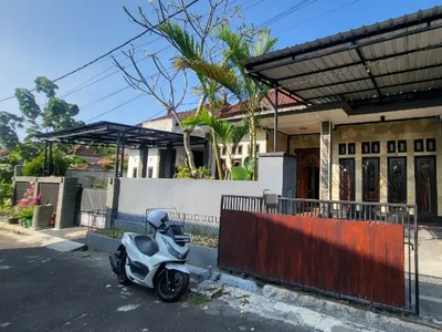 Rumah Minimalis di Kompleks Perumahan Nusa Dua Disewakan