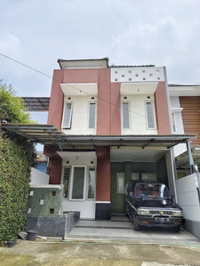 RUMAH MODERN MINIMALIS DI CIGUGUR GIRANG, CIWARUGA ATAS, PARONGPONG