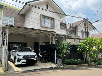 Rumah rapih semi furnish di Kavling DKI Jagakarsa