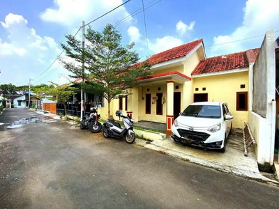 Rumah second di perumahan dekat Superindo dan IAIN