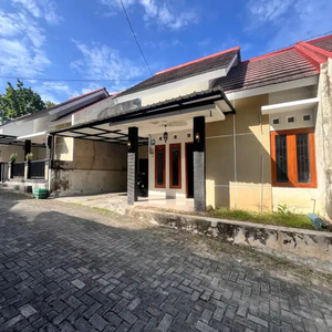 Rumah second Poles dikit Josss dalam Perumahan