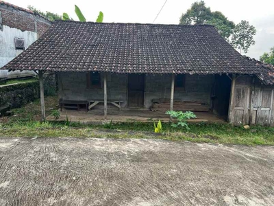 Rumah Siap Huni 290m Kerjo Karanganyar