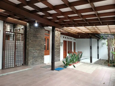 Rumah Suryalaya 1,5 Lantai Semi Furnish Siap Huni Buahbatu Bandung