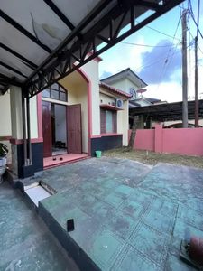 RUMAH WIKA DIKONTRAKAN