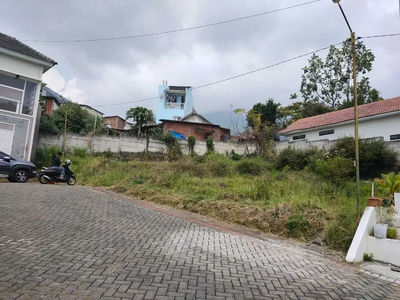 Tanah Kavling Luas Kawasan Asri View City Light Lokasi di Kota Batu