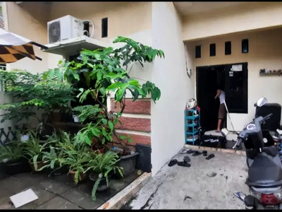 Termurah Rumah lenteng agung jagakarsa 100mtr Shm hnya 850jt akses mbl