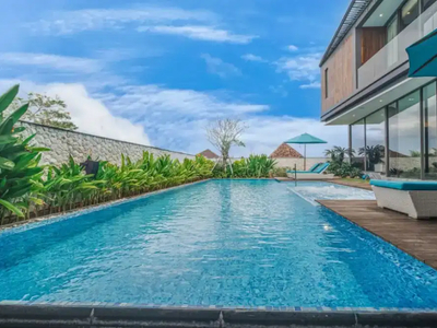 Villa Luxury di Bumbak Umalas kerobokan Bali