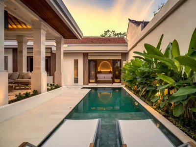 Villa Mewah Brand New Tropical Kerobokan Bali