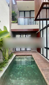 Villa mewah dengan kolam renang siap huni di Canggu bali