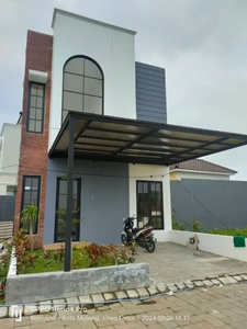 VILLA MEWAH SUKUN KOTA MALANG