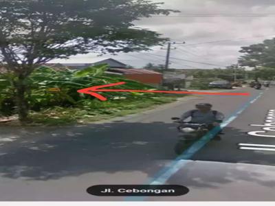 Di sewa kan tanah cocok u/usaha.luas 760 m2 ld 11 m pgr jl cebongan