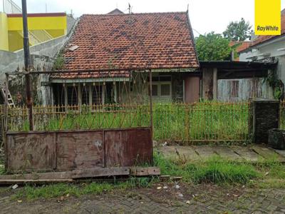 Dijual Rumah Hitung Tanah di Gayungsari Surabaya Selatan