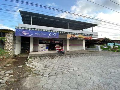 Dijual rumah pinggir jalan utama kalirejo kabat selatan rs fatimah