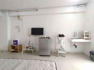 Disewakan Apartement studio semi furnish di Bassura city