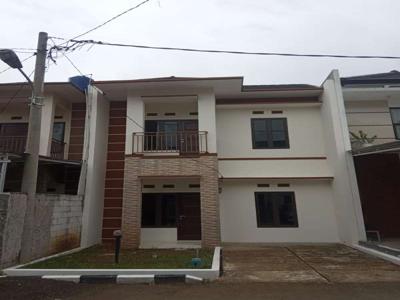 rumah 2 lantai cukup 8jt dekat stasiun cilebut