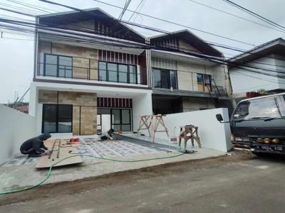 Rumah 2 lantai di Cipayung dekat jl raya utama