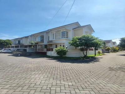 Rumah 2 Lantai Modern Minimalis Area Perumahan Graha Mulia