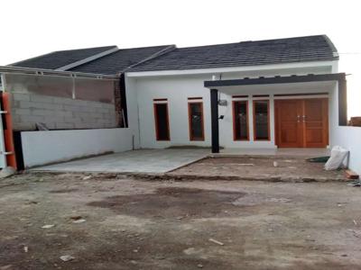 Rumah kavling semi cluster 200 jutaan,lokasi strategis,bebas banjir