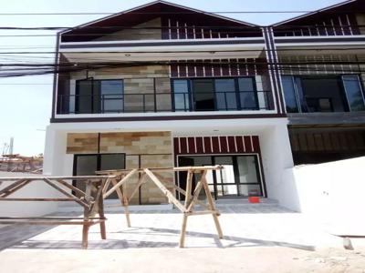 Rumah Mewah 2 Lantai Di Jakarta Timur,Bisa Kpr,Dekat Toll