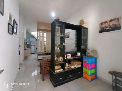 Rumah kopo permai 1 semi furnish di jual cepat nego sampai jadi