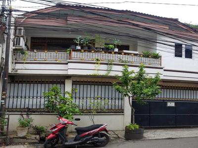 Dijual Rumah 2 Lantai di Setiabudi Jakarta Selatan