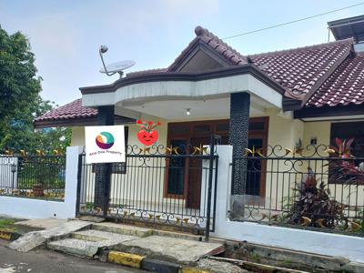 DISEWA Rumah Posisi Hook di Duta Harapan Bekasi Utara Kota Bekasi