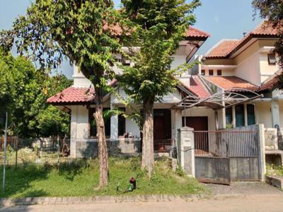Jual Murah Rumah Hitung Tanah Graha Family Surabaya Barat