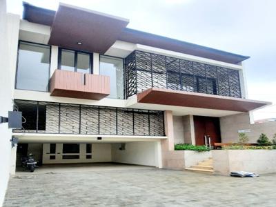Rumah Brand New di Kemang Jakarta Selatan