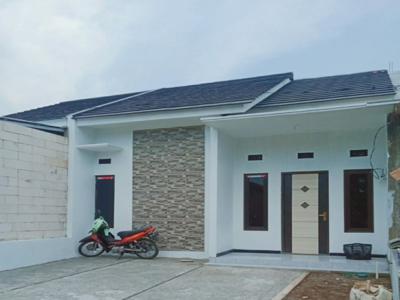 Rumah hook bonus kanopi dan pagar Bangetayu Wetan