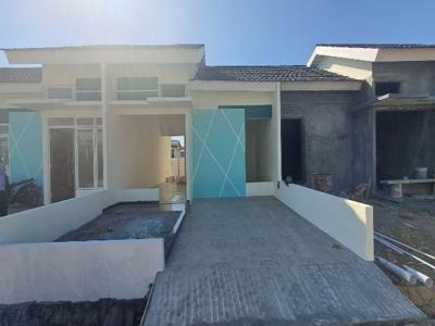 Rumah Poros Jalan Utama Puri Yuhana Residence Maros
