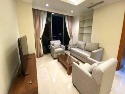 Apartemnt Sudirman Mansion 3 BR Furnished With Private Lift