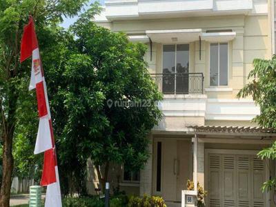 Disewakan Rumah Hoek Bagus, Siap Huni Di Maxwell Gading Serpong