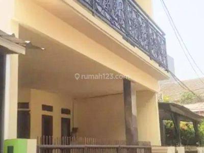 Rumah Baru Renovasi Siap Huni di Tebet