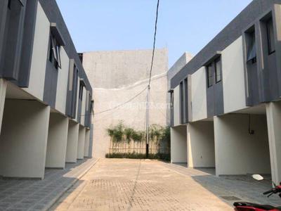 Rumah Disewakan Dalam Cluster Dekat binus anggrek Dan SCBD