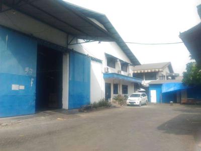 Gudang 5000m2 dijual di Margomulyo Permai Surabaya, Dekat akses Tol