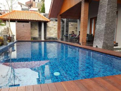 Villa Presiden Kolam Renang Batu Malang