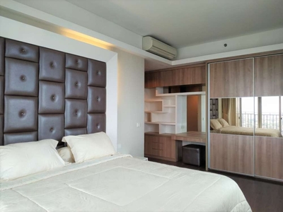 Apartement Kemang Village 3 Bedroom Furnished for Rent