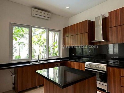 Available For Rent House In Kemang