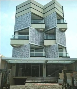 Dijual Gedung 4.5 lantai di Jatiwaringin Jakarta Timur