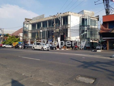 Disewakan Gedung Ruko Pemuda, dekat Queen City Mall, Tengah Kota, Semarang
