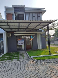 Disewakan Rumah 2 Lantai di Shojiland Sidoarjo