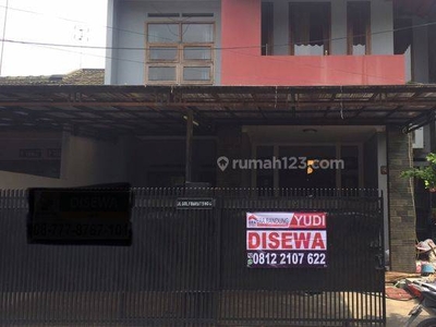 Disewakan Rumah Nyaman Dan Asri Golf Barat Arcamanik