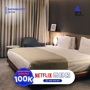 Kamis Hotel Juanda Staycation free Netflix n WiFi En'sRoom