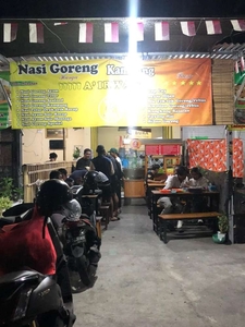 Over kontrak warung nasi goreng