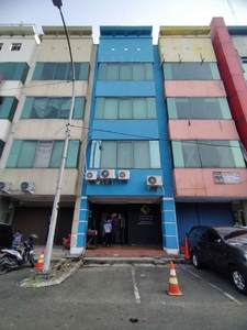 Ruko 4 Lantai di Komplek Ruko Karawaci Tangerang