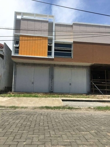 Ruko Siap Tempati Di Jl. Damarwulan II Blok A, Semarang