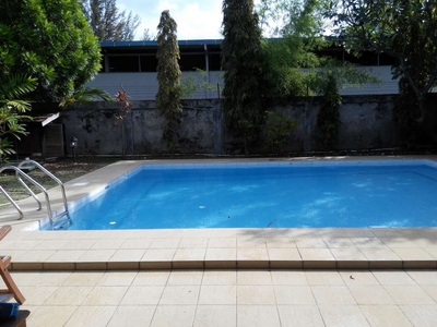 Rumah full furnished 3 bed dengan private pool Batakan inclusive